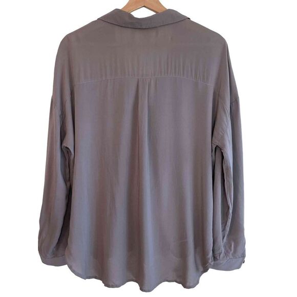 Olive & Oak Wrap Top NWT - Picture 4 of 6